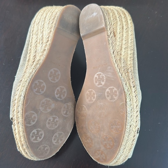 Tory Burch Women’s Filipa Metallic Linen Peep Toe Wedge Espadrille Preppy - Picture 7 of 11